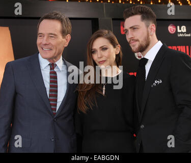 "Godzilla" Premiere bei Dolby Theater - Ankünfte mit: Bryan Cranston, Elizabeth Olsen, Aaron Taylor-Johnson Where: Los Angeles, California, Vereinigte Staaten von Amerika bei: 8. Mai 2014 Stockfoto