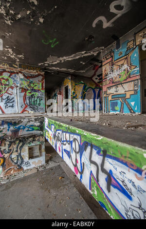 verlassenen Sanatorium "Zdrowie" auf Klippe-wie Küste (Kepa Redlowska) über die Ostsee in Orlowo Bezirken, Gdynia, Polen Stockfoto