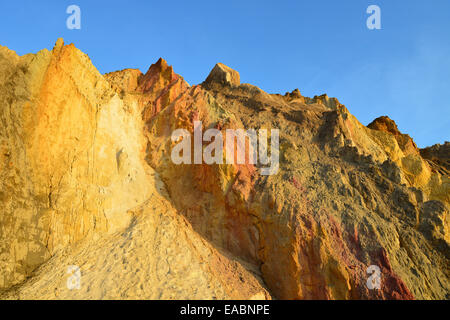 Multi-Coloured sand Klippen, Alum Bay, Isle Of Wight, England, Vereinigtes Königreich Stockfoto