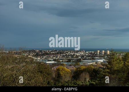 Tullos Gewerbegebiet und Torry Hill von Gramps über Kincorth in Aberdeen betrachtet. Stockfoto