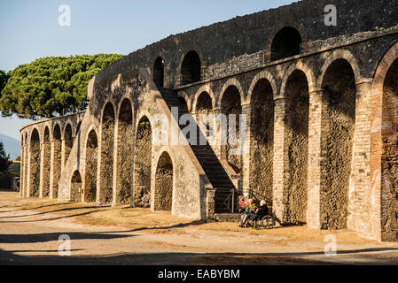 Römische Anphitheater Ruinen der versunkenen Stadt Pompeji-Italien Stockfoto