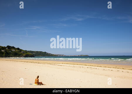 Lady am Strand Stockfoto