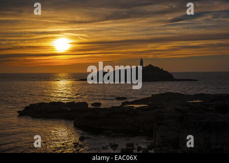 Sonnenuntergang über Godrevy Leuchtturm Stockfoto