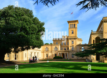 Der Eingang Fassade, Osborne House, East Cowes, Isle Of Wight, England, Vereinigtes Königreich Stockfoto