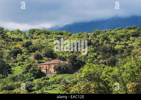 Le Madonie ist ein Gebirgszug in der Mitte der Küste von Sizilien, Italien, Nordeuropa Stockfoto