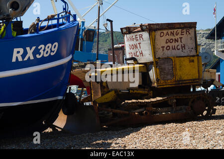Strand-Traktor Stade Hastings East Sussex Großbritannien Stockfoto