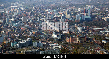 einen Panorama Blick auf die Skyline von Leeds, West Yorkshire, Großbritannien Stockfoto