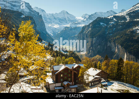 Lauterbrunnen Tal von Wengen gesehen, Kanton Bern, Schweiz Stockfoto