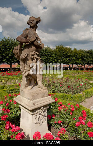 Bamberg: Skulptur im Rosengarten Stockfoto