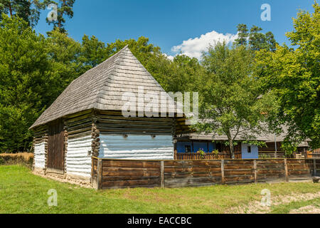 Alte traditionelle rumänische Dorfhaus Stockfoto