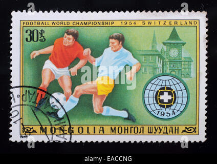 Mongolei - circa 1978: eine Briefmarke gedruckt in der mongolischen zeigt Bild der Football World Championship 1954 Schweiz, Serie Stockfoto