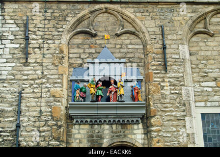 Die musikalische Marionetten an der Wand des alten Rathauses, Gouda Stockfoto