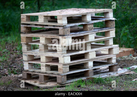 Europaletten Holzpaletten Stockfoto