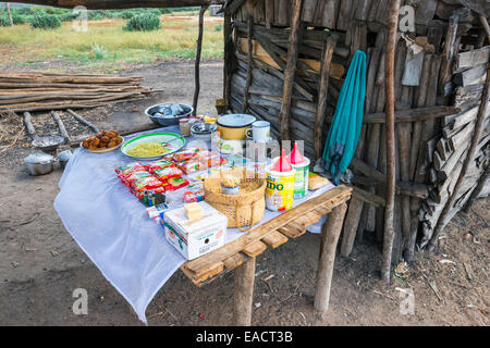 Garküche, strafrechtliche Camp Ranomainty, Fort Dauphin, Provinz Toliara, Madagaskar Stockfoto