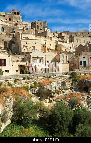 Stadtbild von Matera mit der alten Höhlenwohnungen, bekannt als sassi, Sassi di Matera, UNESCO-Weltkulturerbe, Matera Stockfoto