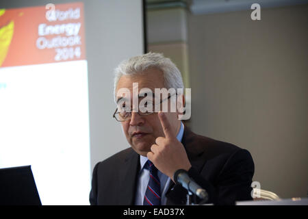 London, UK. 12. November 2014. Internationale Energieagentur release World Energy Outlook 2014 Report, London, UK 12.11.2014 Bild zeigt Fatih Birol IEA Chefökonom der IEA-Energie-Sektor-Bericht für World Energy Outlook 2014 angekündigt. Bildnachweis: Jeff Gilbert/Alamy Live-Nachrichten Stockfoto