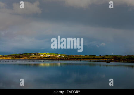 Ardara, County Donegal, Irland. 12. November 2014. Changable warme Wetter heute. Bildnachweis: Richard Wayman/Alamy Live-Nachrichten Stockfoto