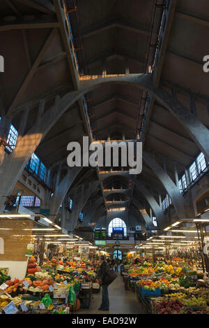 WROCLAW, Polen - 24. Oktober 2014: Breslau Markthalle wurde von Richard Pluddemann entworfen und erbaut zwischen 1906-08 als der Bres Stockfoto