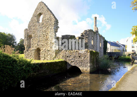 Constable Haus war eine inländische Norman Wohnung 1160 mit dem Schloss an Christchurch, Dorset, England, UK gebaut. Stockfoto