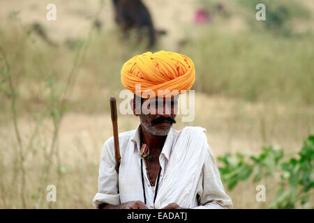 jährlichen, Asien, Camel fair, Kamel Händler, Dämmerung, Ohrringe, fair, Indien, Männlich, Mann, Morgen, Schnurrbart, Porträt, Pushkar, Rajasthan Stockfoto