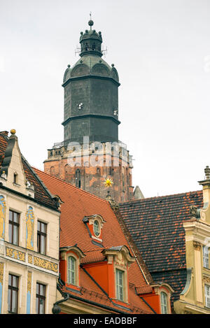 WROCLAW, Polen - 24. Oktober 2014: Turm der St. Elisabeth Kirche, Wroclaw Stockfoto