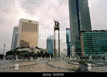 Selamat Datang Denkmal in Jakarta auf Java in Indonesien in Südostasien im Fernen Osten. Kunst Tourismus touristische Site Reisen Stockfoto