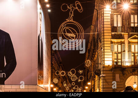 Turin, Italien. 12. November 2014. Italien Piemont Turin "Luci d' in Via Garibaldi - Palomar - von Giulio Paolini Credit: wirklich Easy Star/Alamy Live News Stockfoto