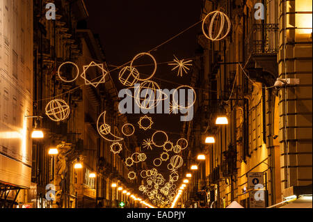 Turin, Italien. 12. November 2014. Italien Piemont Turin "Luci d' in Via Garibaldi - Palomar - von Giulio Paolini Credit: wirklich Easy Star/Alamy Live News Stockfoto