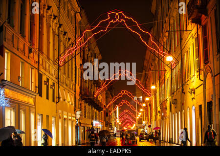 Turin, Italien. 12. November 2014. Italien Piemont Turin "Luci"Artista"in via Lagrange - Noi - von Luigi Stoisa Credit: wirklich einfach Star/Alamy Live-Nachrichten Stockfoto