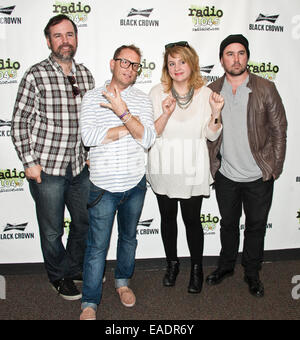 Bala Cynwyd, Pennsylvania, USA. 12. November 2014. Kanadische Indie-Rockband Sterne Pose im Radio 104,5 Performance Theatre am 12. November 2014 in Bala Cynwyd, Pennsylvania, USA. Bildnachweis: Paul Froggatt/Alamy Live-Nachrichten Stockfoto