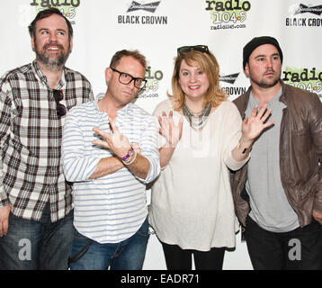 Bala Cynwyd, Pennsylvania, USA. 12. November 2014. Kanadische Indie-Rockband Sterne Pose im Radio 104,5 Performance Theatre am 12. November 2014 in Bala Cynwyd, Pennsylvania, USA. Bildnachweis: Paul Froggatt/Alamy Live-Nachrichten Stockfoto