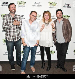 Bala Cynwyd, Pennsylvania, USA. 12. November 2014. Kanadische Indie-Rockband Sterne Pose im Radio 104,5 Performance Theatre am 12. November 2014 in Bala Cynwyd, Pennsylvania, USA. Bildnachweis: Paul Froggatt/Alamy Live-Nachrichten Stockfoto