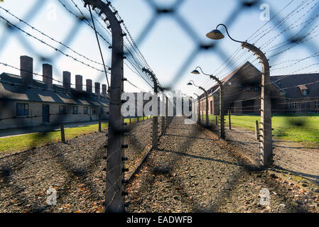AUSCHWITZ, Polen - 25. Oktober 2014: Auschwitz Camp, einem ehemaligen Nazi-Vernichtungslager in Oswiecim, Polen. Es war die größte Stockfoto
