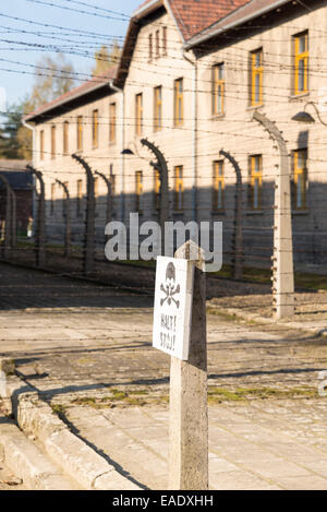 AUSCHWITZ, Polen - 25. Oktober 2014: Auschwitz Camp, einem ehemaligen Nazi-Vernichtungslager in Oswiecim, Polen. Es war die größte Stockfoto