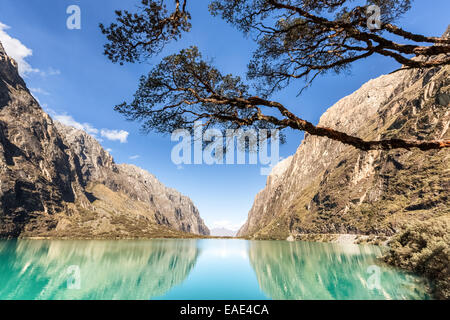 Chinanqucha See im Nationalpark Huascaran, Cordillera Blanca, Anden, Peru, Südamerika Stockfoto