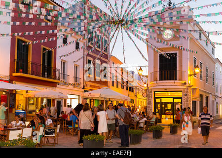 Abendmarkt in Es Mercadal, Zentrum der Insel Menorca, Balearen, Spanien Stockfoto