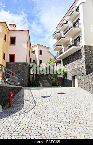 Marina Resort am konisch auf Ostküste der Insel Madeira, Portugal Stockfoto