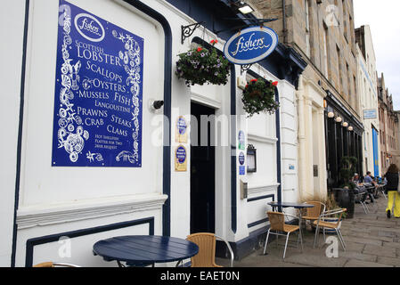 Fischer in Leith, ein Restaurant mit Fisch und Meeresfrüchten in einem umgebauten 17. Jahrhundert Wachturm in Edinburgh, Schottland Stockfoto