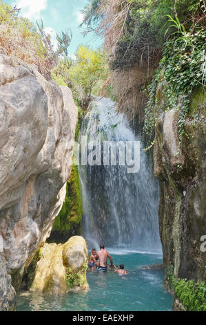 Wasserfälle und Felsenpools bei Les Fonts de l'Algar (Fuentes del Algar), Callosa d ' en Sarria, Alicante, Spanien Stockfoto