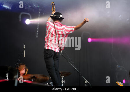 BENICASIM, Spanien - Juli 21: Palma Veilchen Band konzertante Aufführung beim FIB (Festival Internacional de Benicassim) 2013 Festival. Stockfoto