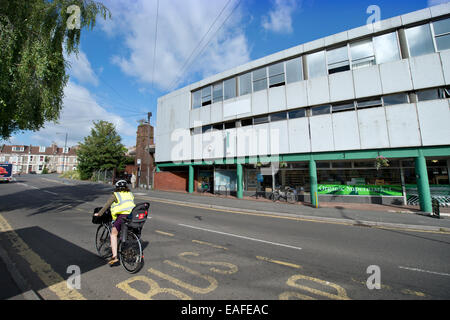 Die bessere Food Company Bio-Supermarkt in St. Werburgh, Bristol UK Stockfoto