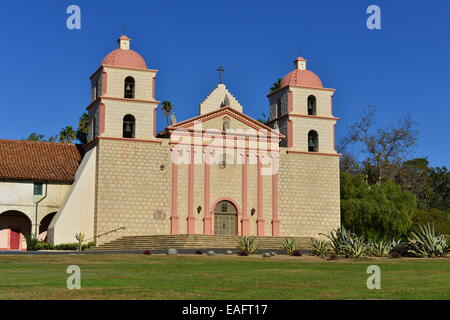 Mission Santa Barbara, auch bekannt als Santa Barbara Mission ist eine spanische Mission von dem Franziskanerorden gegründet. Stockfoto