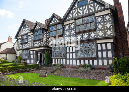 Churches Mansion ist ein Fachwerkhaus in der Hospital Street in Nantwich, Cheshire, England, Großbritannien Stockfoto