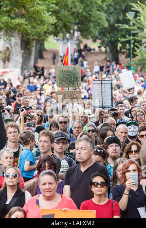 MELBOURNE, Australien - März 16: März im März protestieren für die Macht des Volkes, ein Misstrauensvotum in der Liberalen, Tony Abbott le Stockfoto