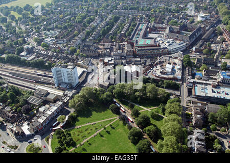 Luftaufnahme des Ealing Broadway und Town centre, London W5, UK Stockfoto