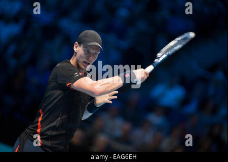 O2 Arena, London, UK. 14. November 2014. Barclays ATP round Robin-Match Singles Spieler Novak DJOKOVIC (SRB) gegen Tomas BERDYCH (CZE). Bildnachweis: Malcolm Park Leitartikel/Alamy Live-Nachrichten Stockfoto