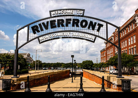 Willkommen am Flussufer Montgomery Alabama Overhead Zeichen Stockfoto