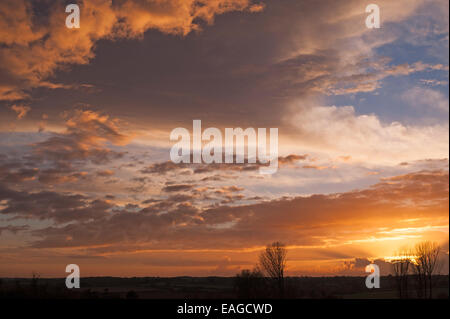 Sonnenuntergang im Herbst Stockfoto