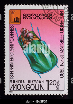 Mongolei - circa 1980: eine Briefmarke gedruckt im mongolischen zeigt Bild des 13. Olympischen Winterspiele Lake Placid 1980, Serie Stockfoto