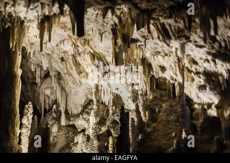 Die Castellana Höhlen sind ein bemerkenswert Karst-Höhlensystem befindet sich in der Gemeinde von Castellana Grotte, Italien Stockfoto